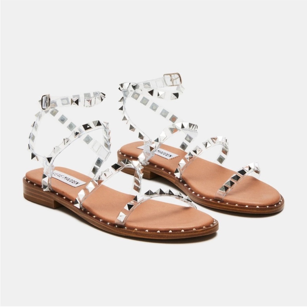 Madden Girl Flight Sandals